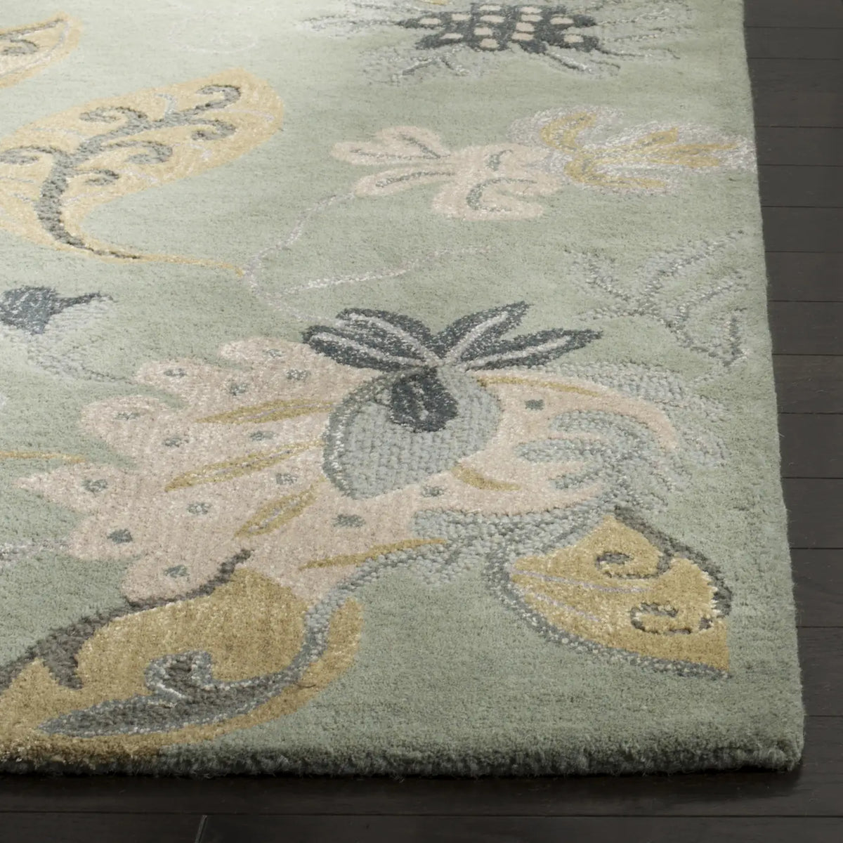 Safavieh Jardin 4'-0" x 6'-0" Rug in Light Green / Multi