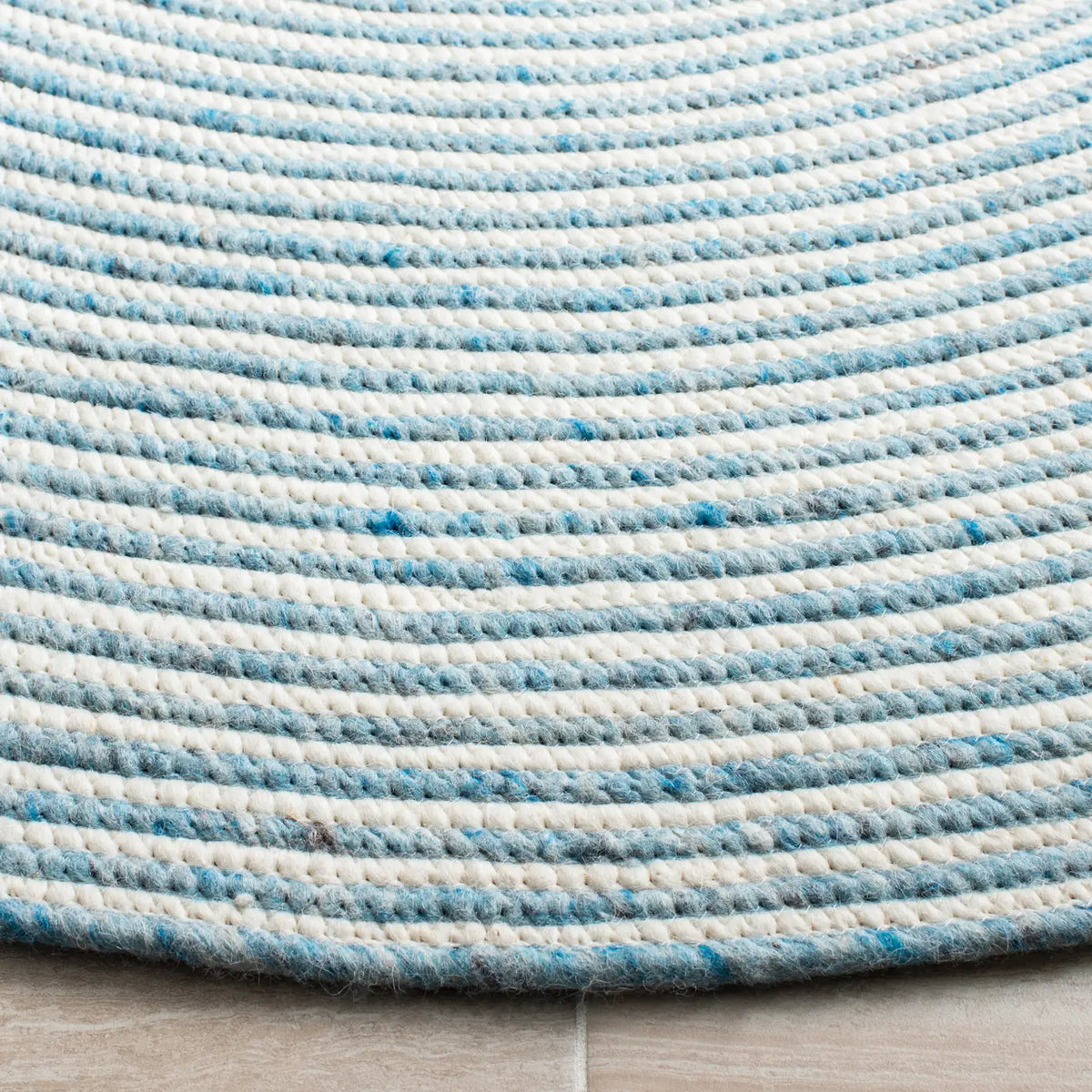 Safavieh Braided 5'-0" x 7'-0" Rug in Blue / Ivory