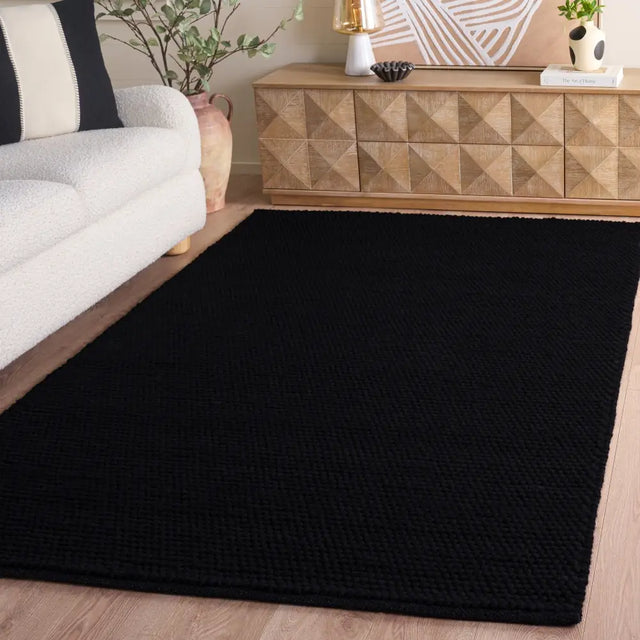 Safavieh Natura 5'-0" x 8'-0" Rug in Black