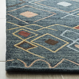 Safavieh Suzani 4'-0" x 6'-0" Rug in Dark Blue / Multi