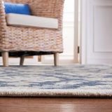 Safavieh Martha Stewart 4'-0" x 6'-0" Rug in Blue / Ivory