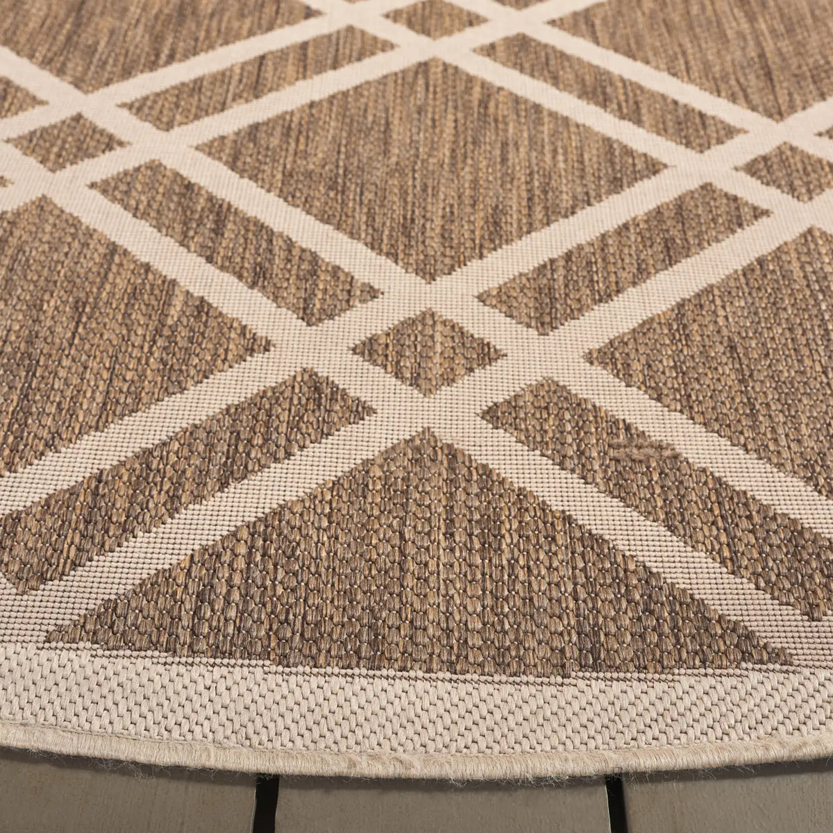Safavieh Courtyard 7'-10" x 7'-10" Rug in Brown / Bone