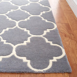 Safavieh Chatham 6'-0" x 9'-0" Rug in Dark Grey / Ivory