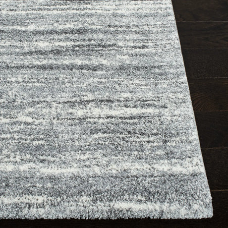 Safavieh Cyrus Shag 4'-5" x 6'-5" Rug in Grey / Ivory