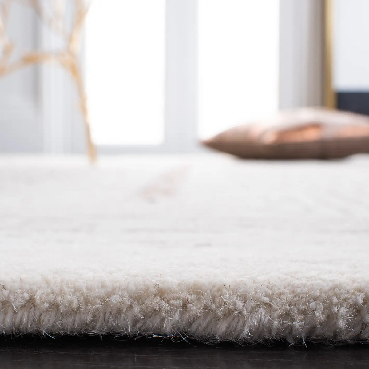 Safavieh Metro 4'-0" x 6'-0" Rug in Grey / Ivory
