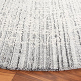 Safavieh Ebony 6'-0" x 6'-0" Rug in Grey / Ivory