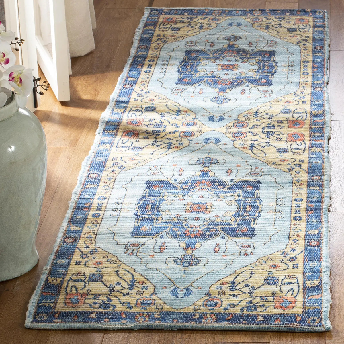 Safavieh Saffron 2'-3" x 8'-0" Rug in Turquoise / Navy