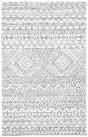 Safavieh Aspen 4'-0" x 6'-0" Rug in Ivory / Black