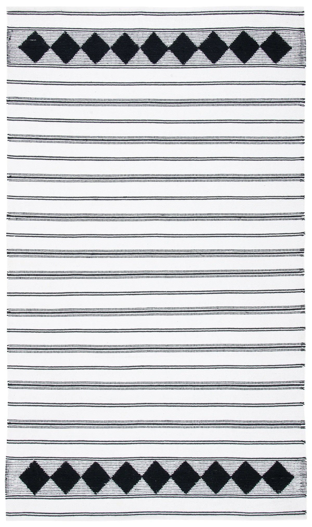 Safavieh Montauk 4'-0" x 6'-0" Rug in Black / Ivory