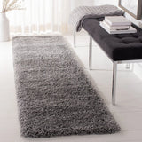 Safavieh Fontana Shag  800 2'-3" x 6'-0" Rug in Silver