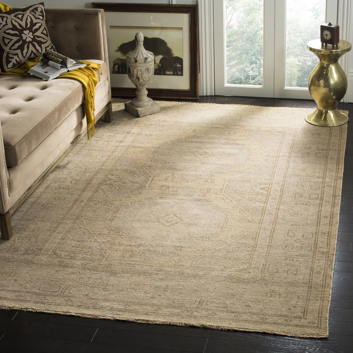 Safavieh Izmir 6'-0" x 9'-0" Rug in Gold / Grey
