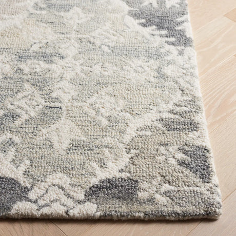 Safavieh Ebony 4'-0" x 6'-0" Rug in Grey / Ivory