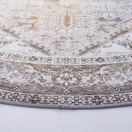 Safavieh Tucson 5'-0" x 5'-0" Rug in Beige / Grey