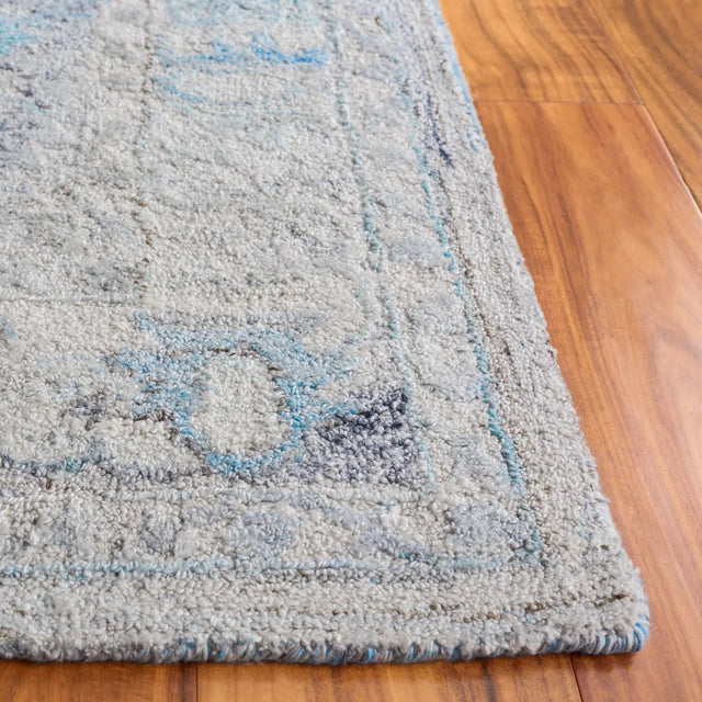 Safavieh Marquee 4'-0" x 6'-0" Rug in Light Blue / Beige