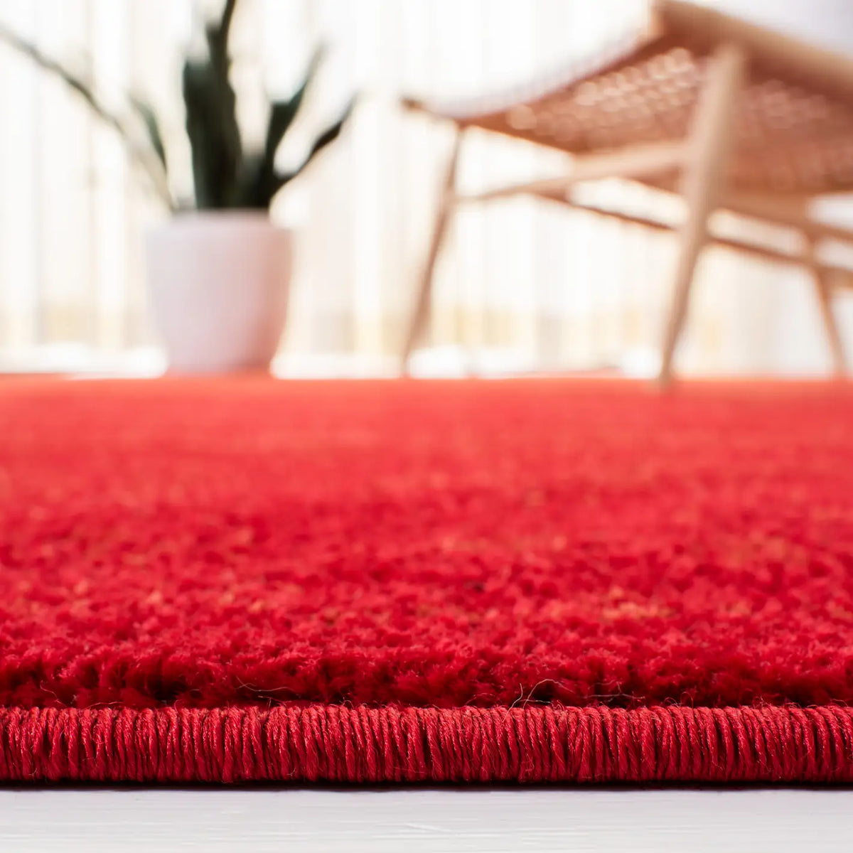Safavieh Adirondack 4'-5" x 6'-5" Rug in Red / Grey