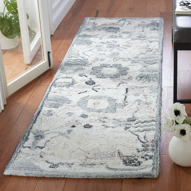 Safavieh Glamour 2'-3" x 8'-0" Rug in Light Brown / Grey
