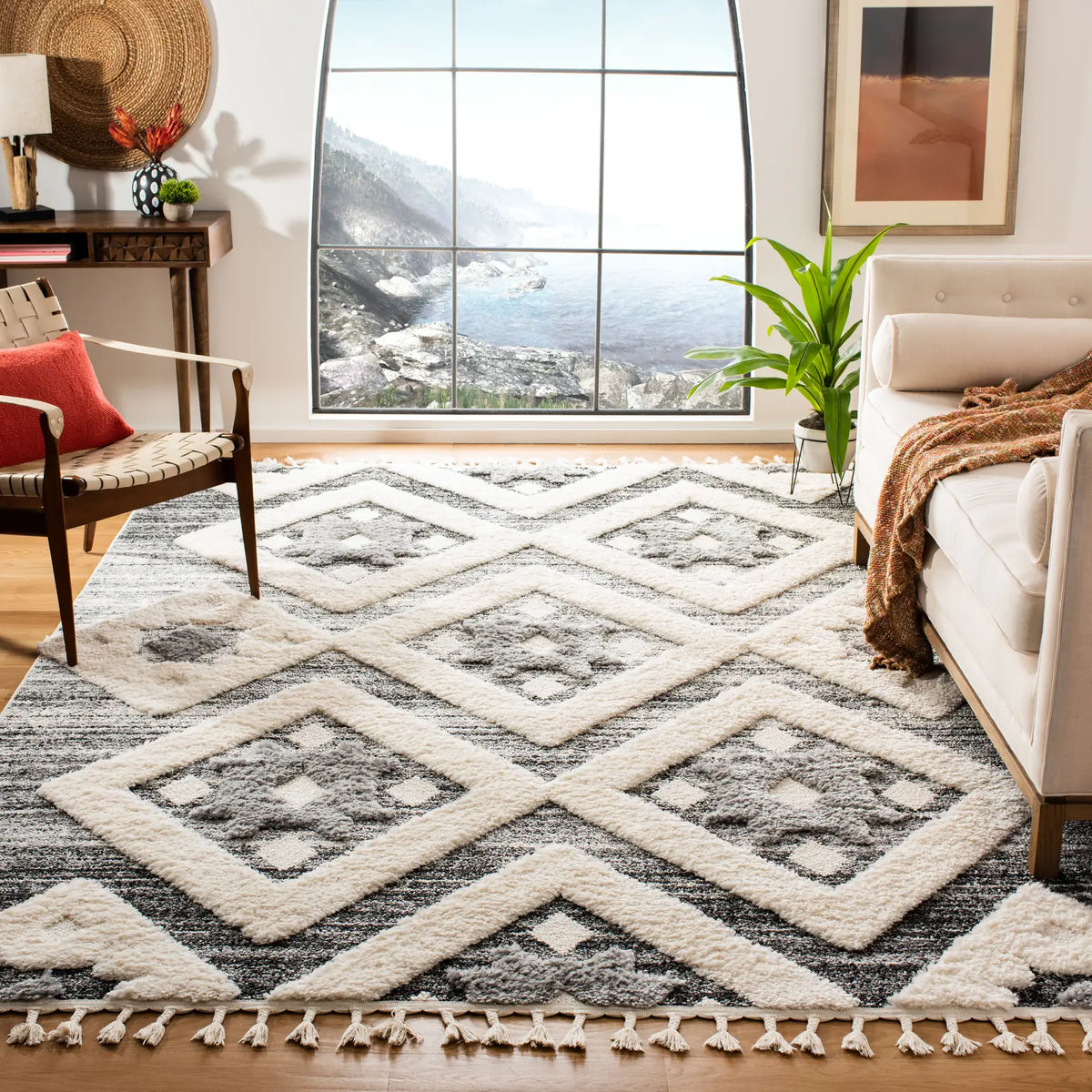 Safavieh Moroccan Tassel Shag 10'-0" x 14'-0" Rug in Grey / Ivory