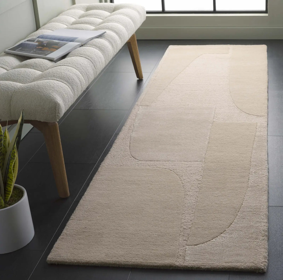 Safavieh Fifth Avenue 2'-3" x 8'-0" Rug in Beige