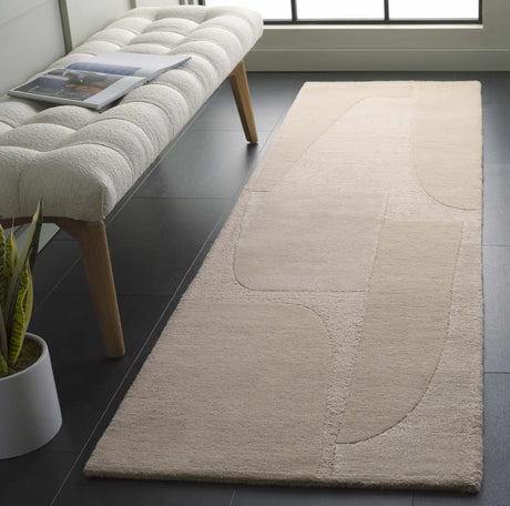 Safavieh Fifth Avenue 2'-3" x 8'-0" Rug in Beige