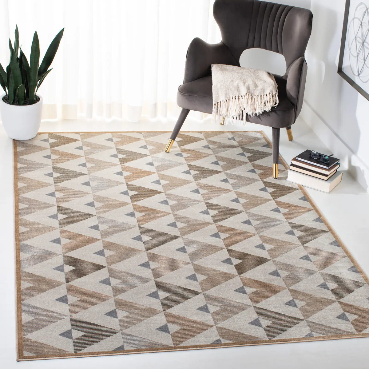 Safavieh Atlas 4'-0" x 6'-0" Rug in Beige / Grey
