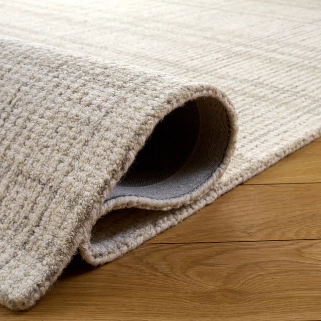 Safavieh Abstract 5'-0" x 8'-0" Rug in Beige / Ivory