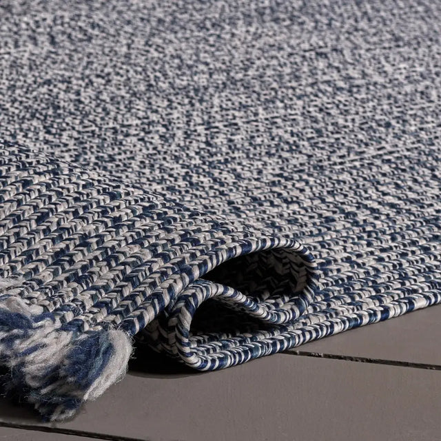 Safavieh Braided 300 5'-0" x 8'-0" Rug in Navy