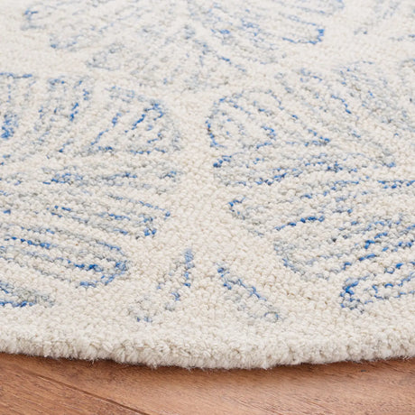 Safavieh Martha Stewart 300 6'-0" x 6'-0" Rug in Ivory / Blue