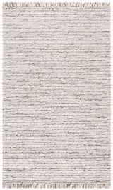 Safavieh Natura 4'-0" x 6'-0" Rug in Grey / Black