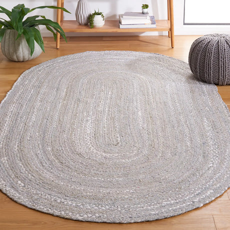 Safavieh Braided 5'-0" x 8'-0" Rug in Light Grey