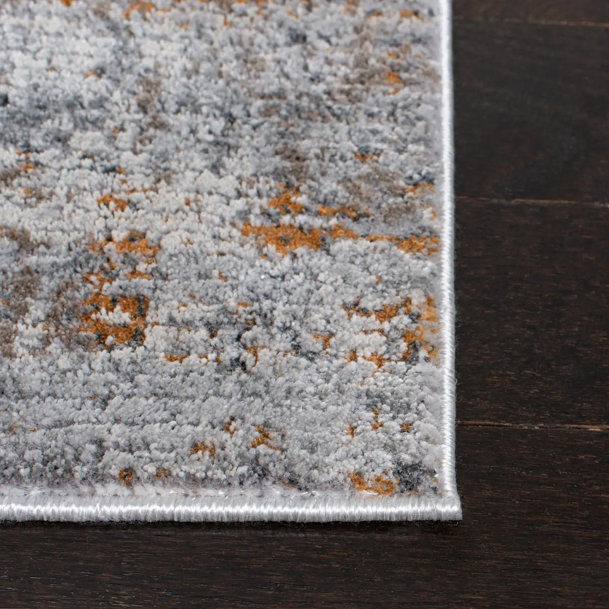Safavieh Princeton 5'-3" x 7'-7" Rug in Grey