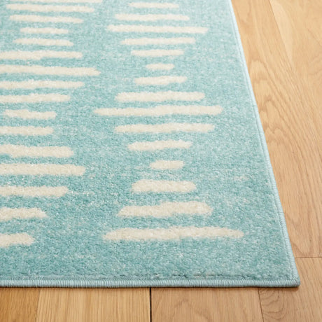 Safavieh Tulum 4'-5" x 6'-5" Rug in Turquoise / Ivory