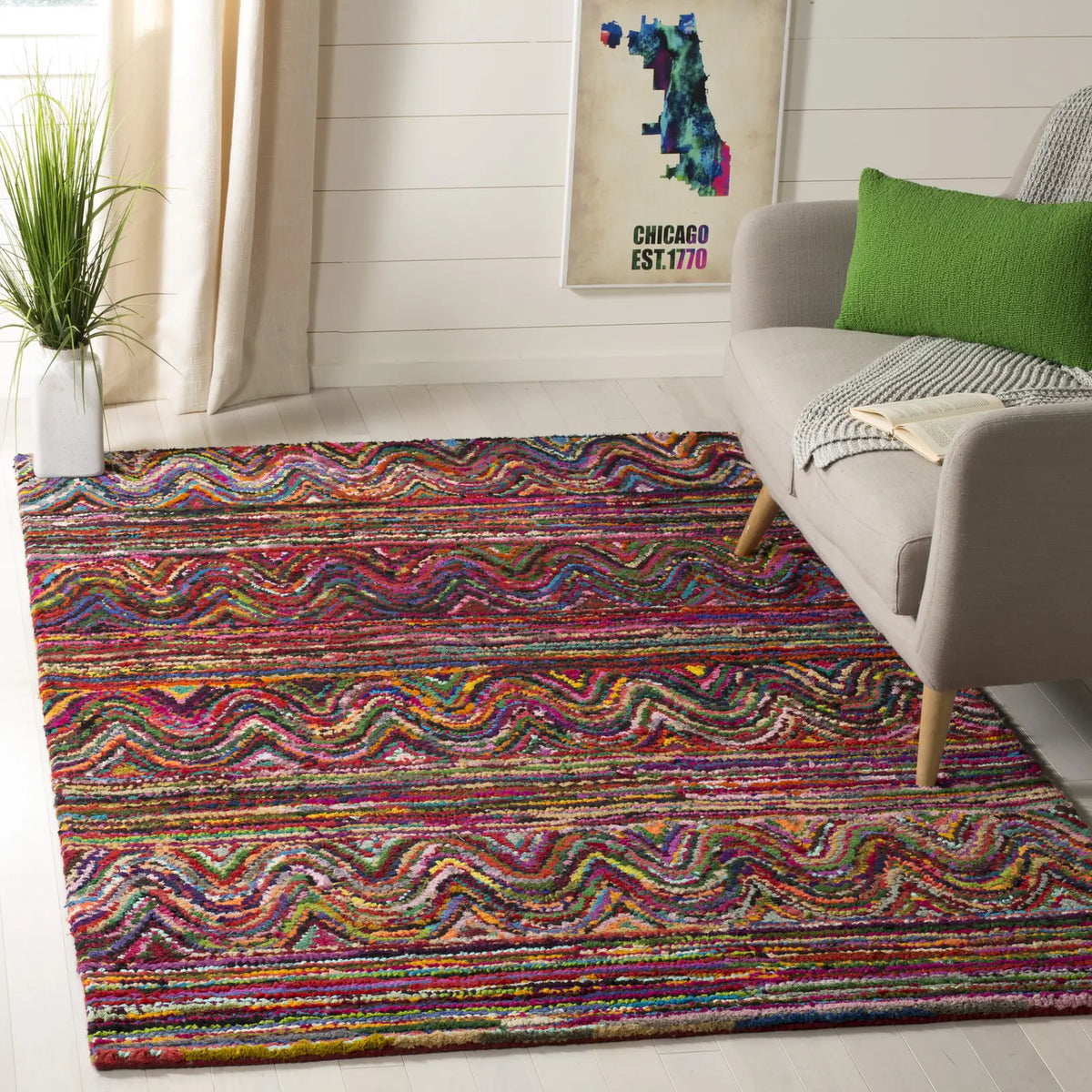 Safavieh Nantucket 4'-0" x 6'-0" Rug in Multi