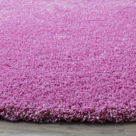 Safavieh Santa Monica Shag 6'-7" x 6'-7" Rug in Pink