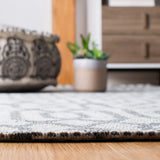 Safavieh Augustine 5'-0" x 7'-7" Rug in Anthracite / Light Grey