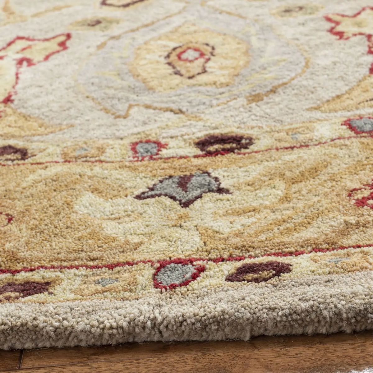 Safavieh Anatolia 6'-0" x 6'-0" Rug in Ivory / Gold