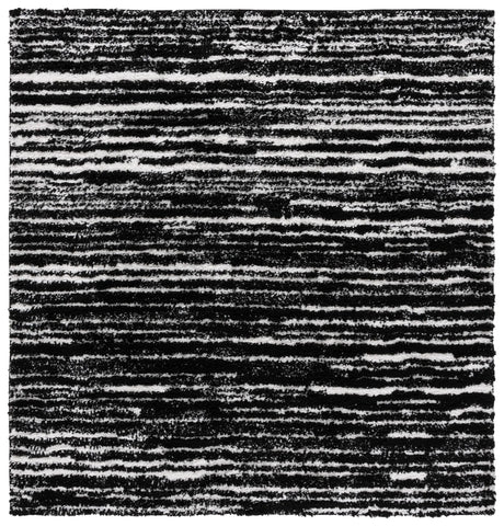 Safavieh Rumi Shag 6'-7" x 6'-7" Rug in Black / Ivory