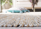 Safavieh Vintage Leather 4'-0" x 6'-0" Rug in Silver