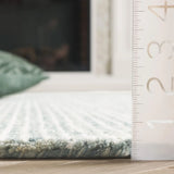 Safavieh Ebony 4'-0" x 6'-0" Rug in Green / Ivory
