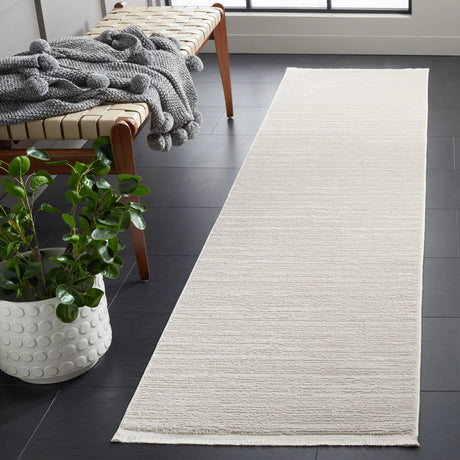 Safavieh Diamond 2'-2" x 8'-0" Rug in Ivory / Beige