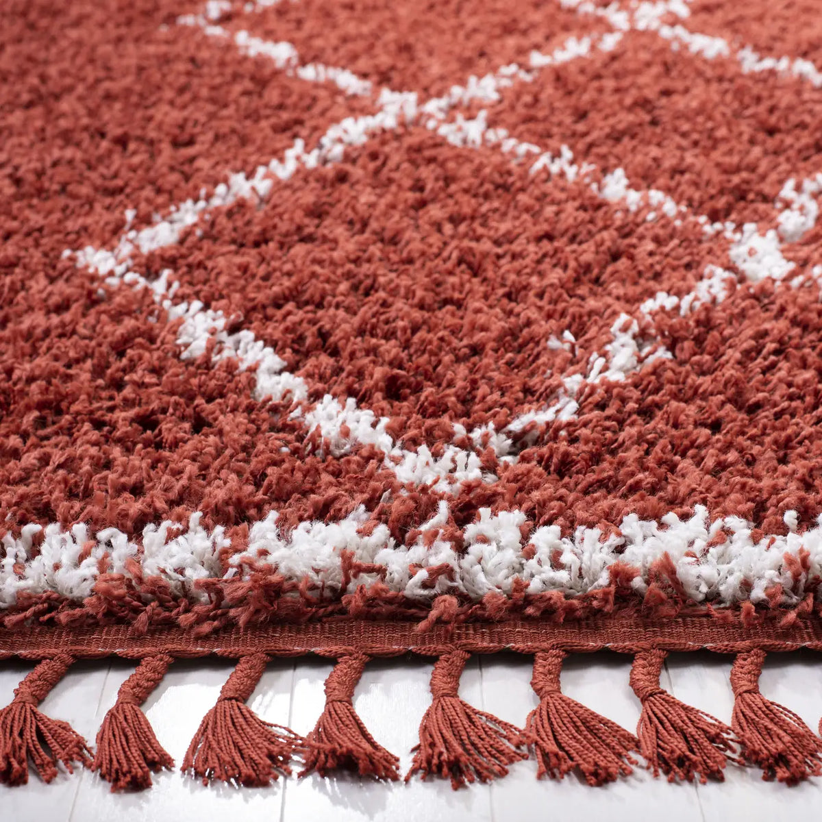 Safavieh Pro Lux Shag 400 4'-0" x 6'-0" Rug in Rust / Creme