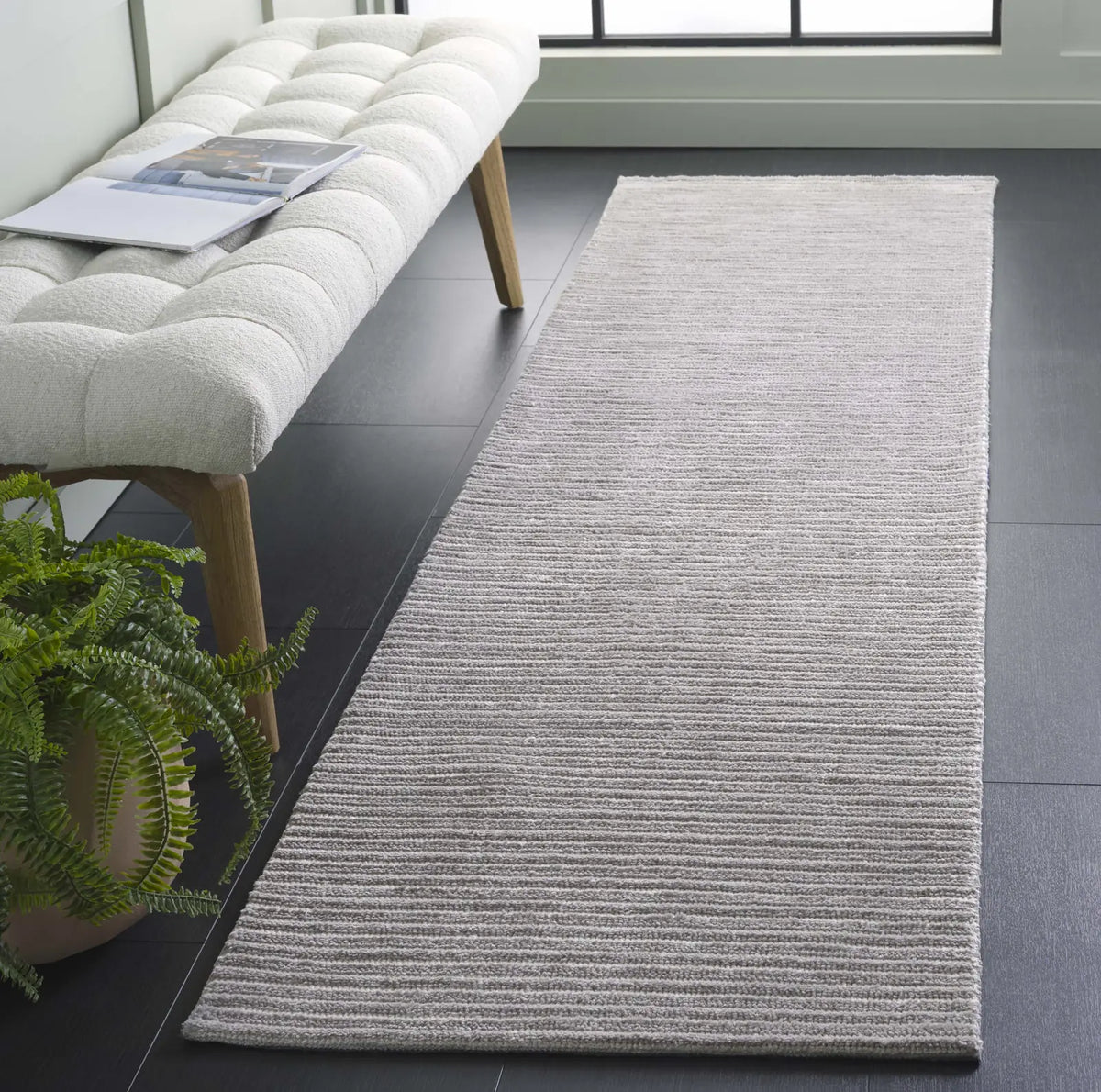 Safavieh Audrey 2'-3" x 8'-0" Rug in Ivory / Grey