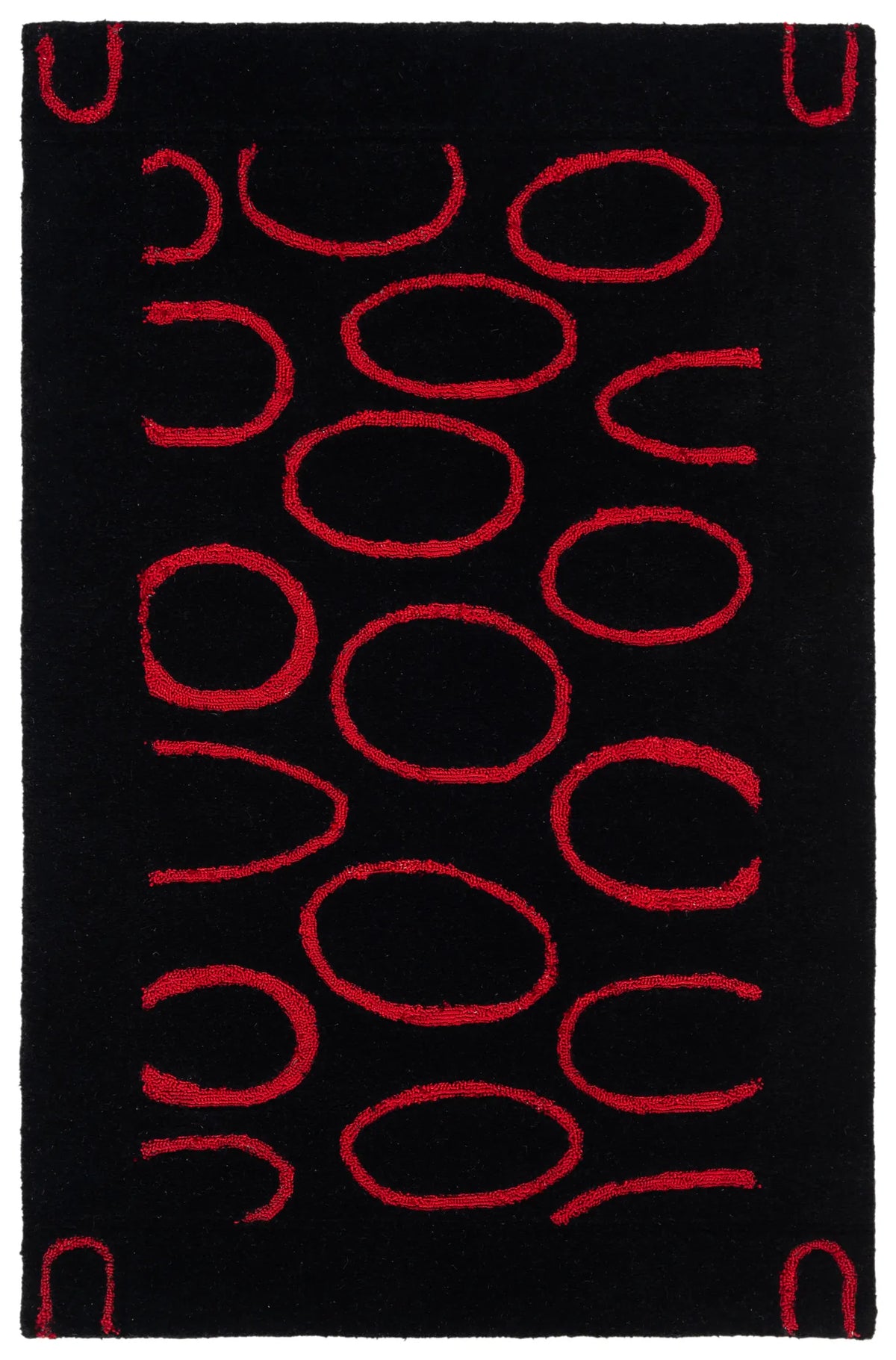 Safavieh Soho 3'-6" x 5'-6" Rug in Black / Red