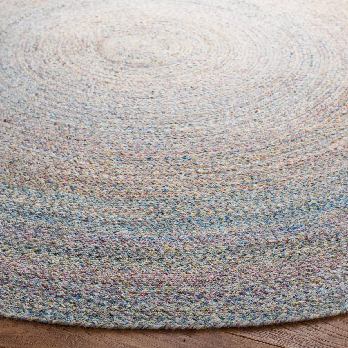 Safavieh Cape Cod 5'-0" x 5'-0" Rug in Blue / Green