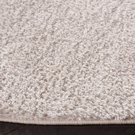 Safavieh Tahoe Shag 6'-7" x 6'-7" Rug in Silver