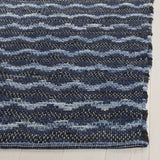 Safavieh Montauk 4'-0" x 6'-0" Rug in Navy Blue / Black