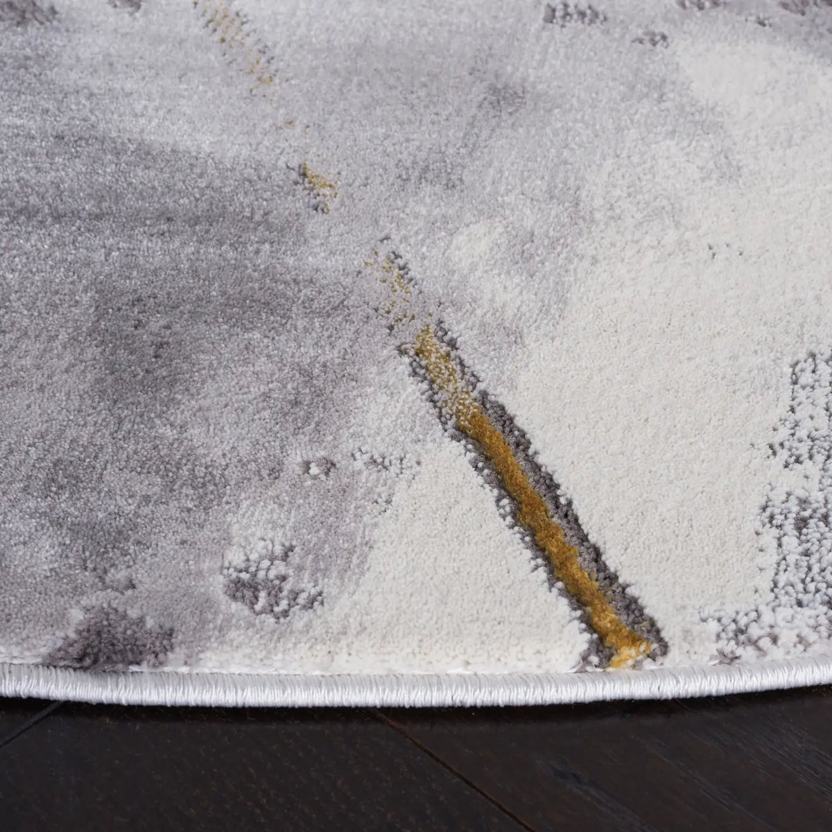 Safavieh Craft 6'-7" x 6'-7" Rug in Grey / Gold