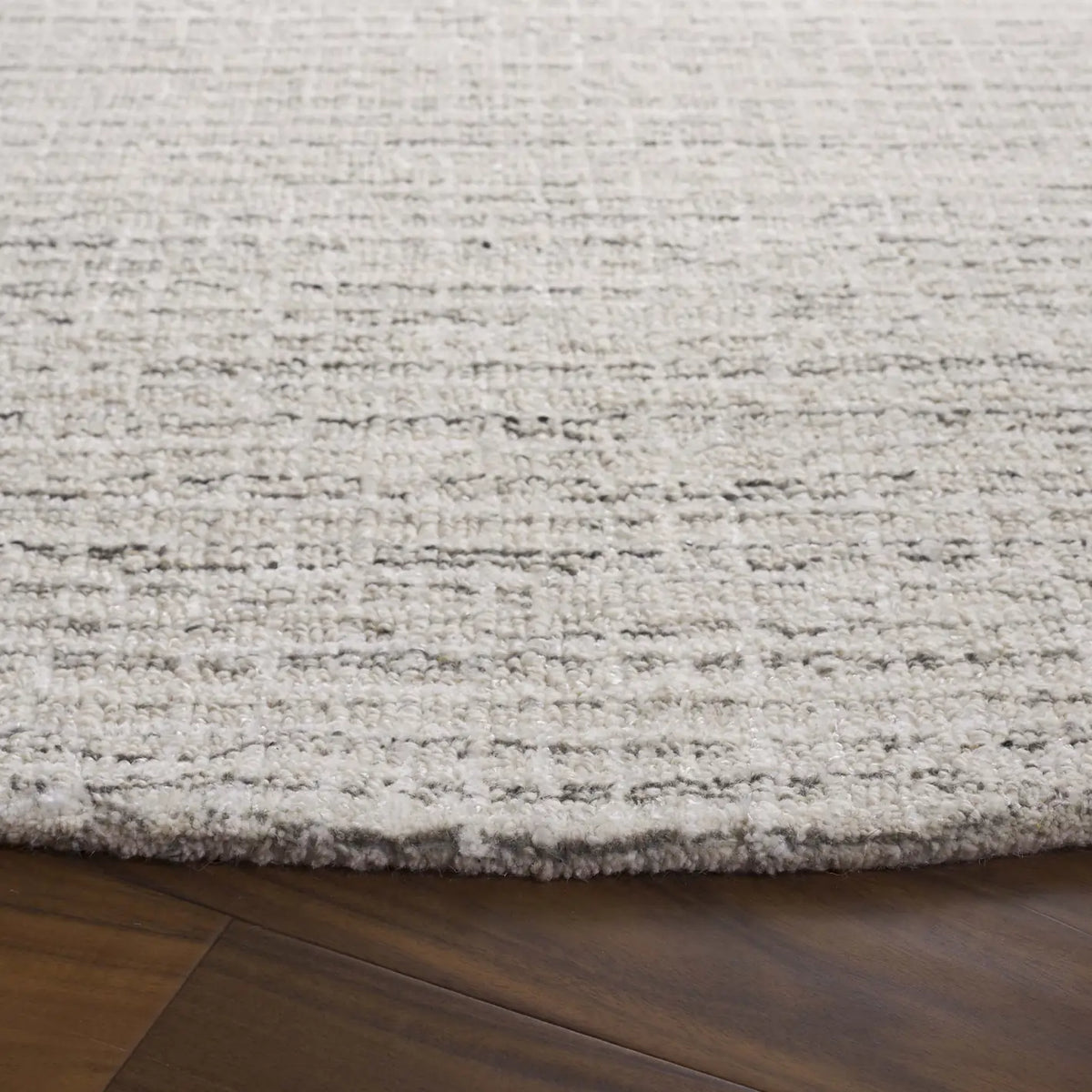 Safavieh Ebony 6'-0" x 6'-0" Rug in Grey / Ivory