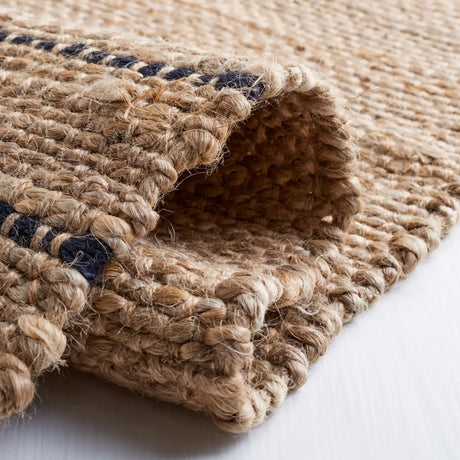 Safavieh Natural Fiber 4'-0" x 6'-0" Rug in Black / Natural