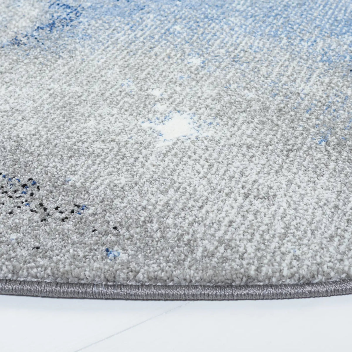 Safavieh Galaxy 6'-7" x 6'-7" Rug in Blue / Ivory