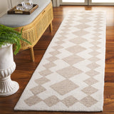 Safavieh Ebony 2'-3" x 9'-0" Rug in Beige / Ivory